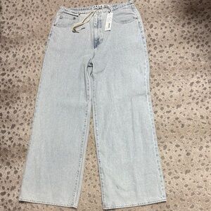 Daze Jeans NWT size 30